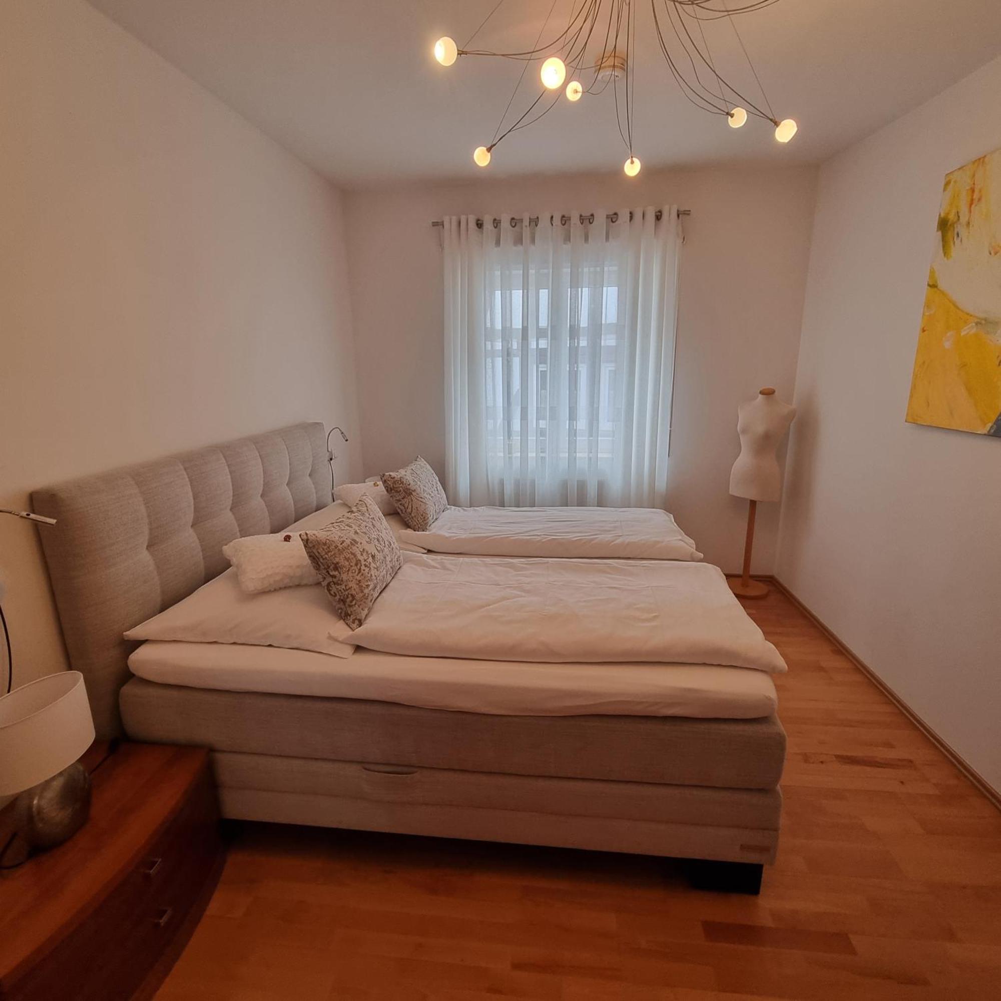 Ferienwohnung Janus Altstadt-Hameln Haus 2 Inklusive Parkplatz - Mit Und Ohne Terrasse Oder Loggia 하멜른 외부 사진