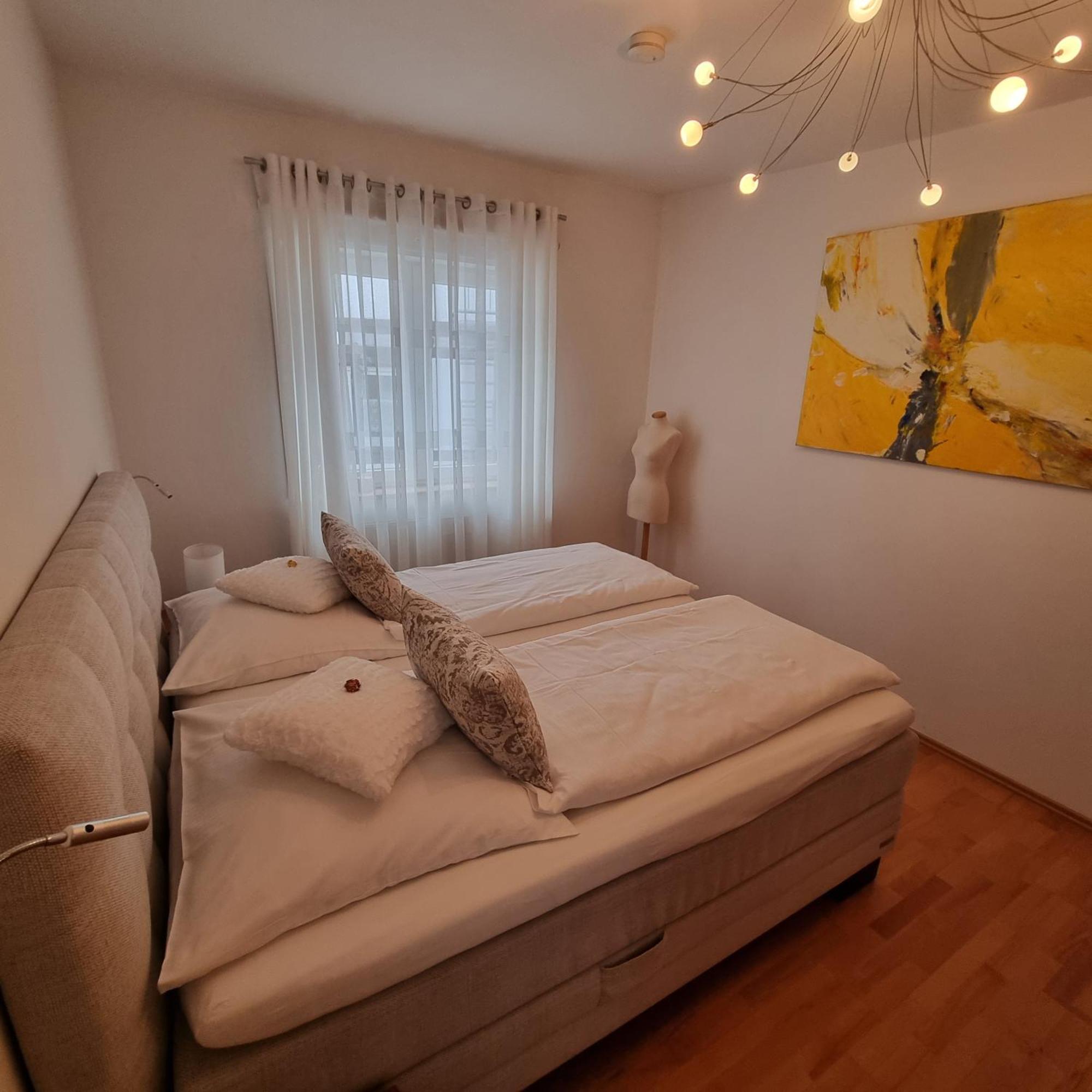 Ferienwohnung Janus Altstadt-Hameln Haus 2 Inklusive Parkplatz - Mit Und Ohne Terrasse Oder Loggia 하멜른 외부 사진