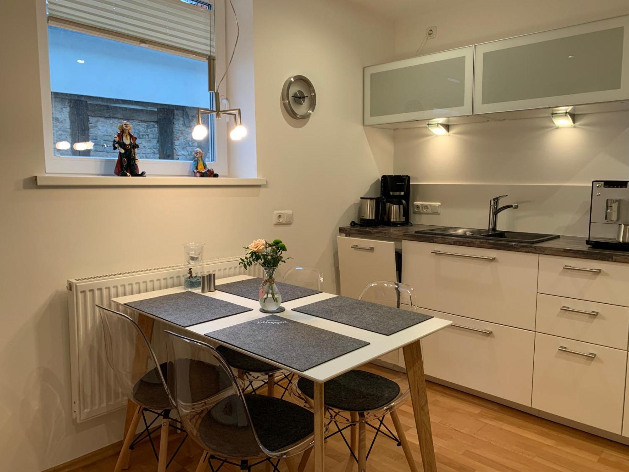 Ferienwohnung Janus Altstadt-Hameln Haus 2 Inklusive Parkplatz - Mit Und Ohne Terrasse Oder Loggia 하멜른 외부 사진