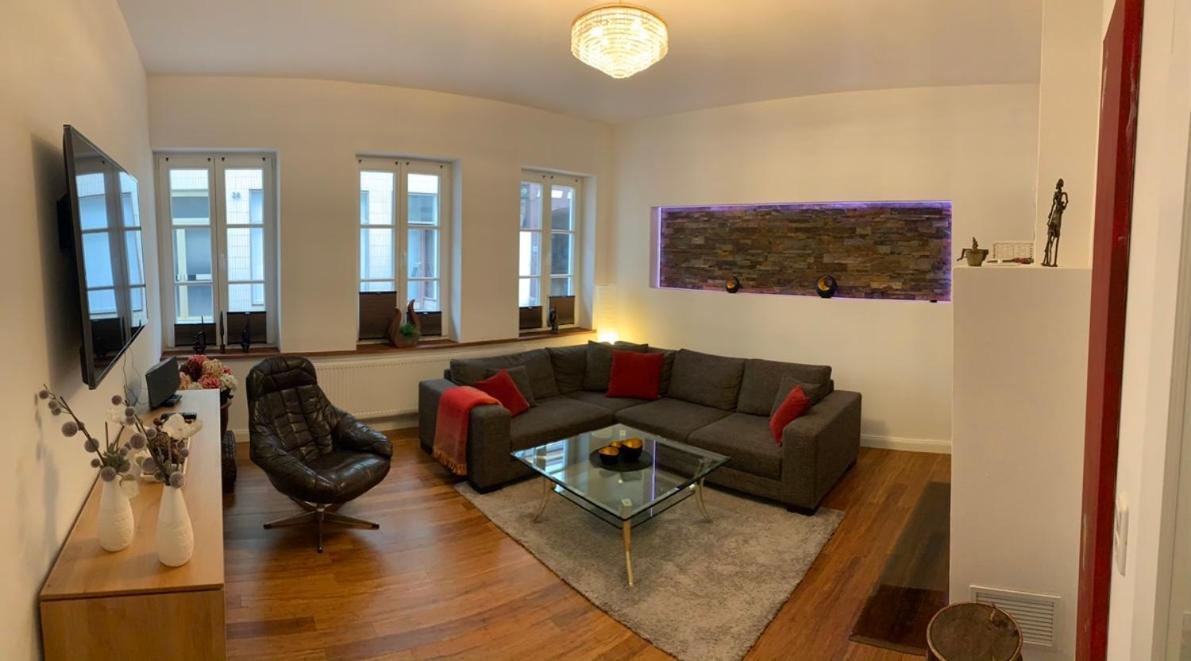 Ferienwohnung Janus Altstadt-Hameln Haus 2 Inklusive Parkplatz - Mit Und Ohne Terrasse Oder Loggia 하멜른 외부 사진
